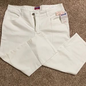 NWT Plus Westport White Crop Denim